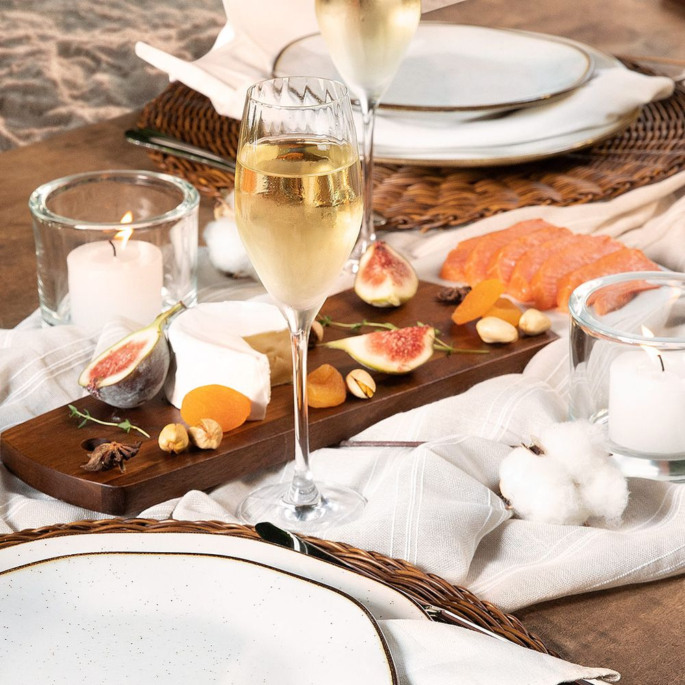 Kit 54 Aparelhos de Jantar em Porcelana de Luxo Oxford® + 6 Taças e Faqueiro